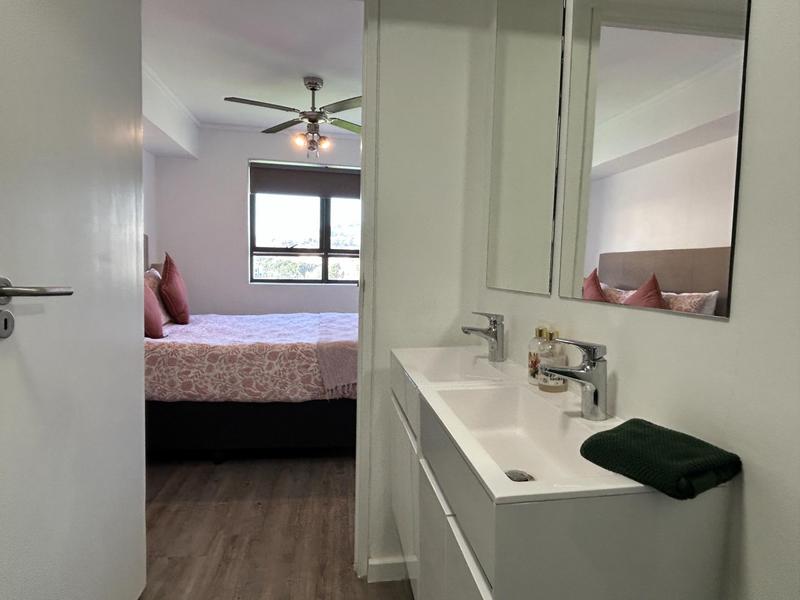 2 Bedroom Property for Sale in Zonnebloem Western Cape